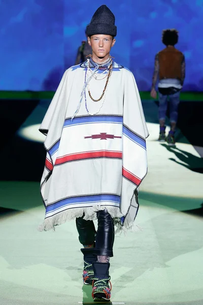 Look 4